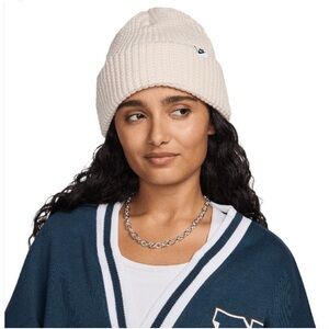 NWT Nike Unisex Peak Waffle Knit Beanie -  Khaki
